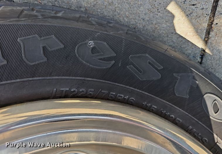 image for item DP1039 2003 Glaval E450 Super Duty shuttle bus