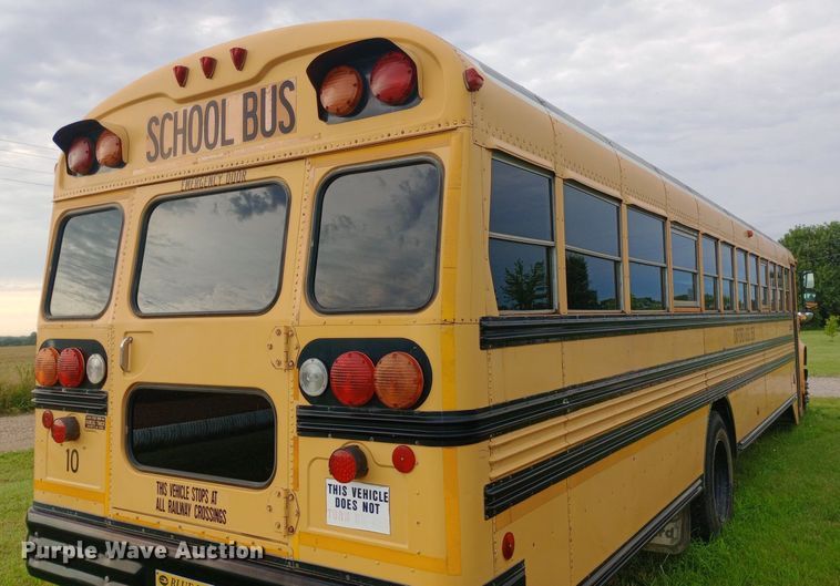 image for item DP1199 2000 International school bus