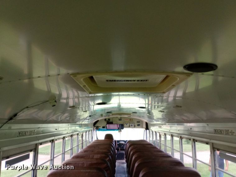 image for item DP1199 2000 International school bus