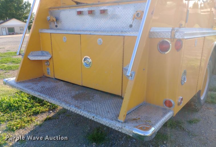 image for item DP1261 1972 Ford  750 fire truck