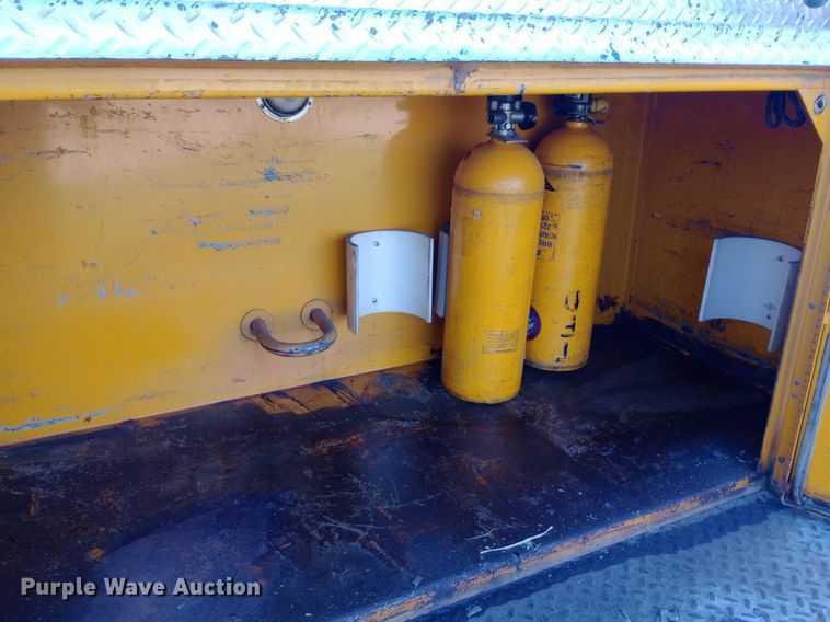 image for item DP1261 1972 Ford  750 fire truck