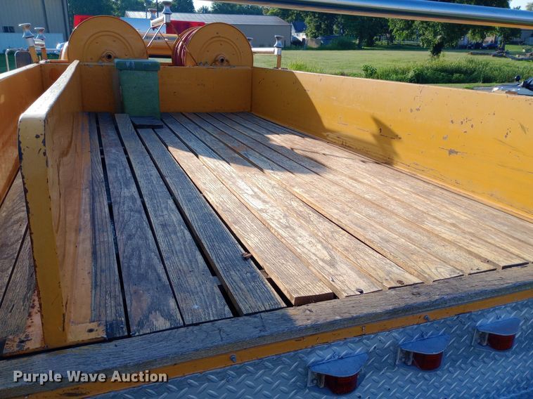 image for item DP1261 1972 Ford  750 fire truck