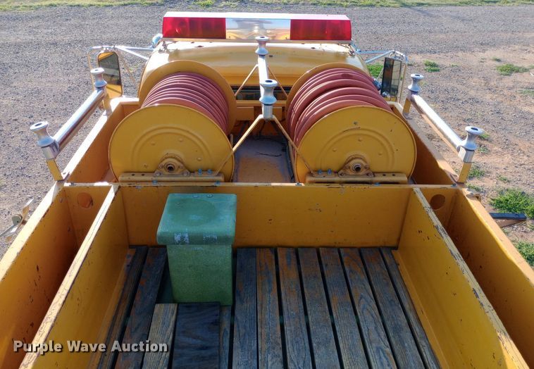 image for item DP1261 1972 Ford  750 fire truck