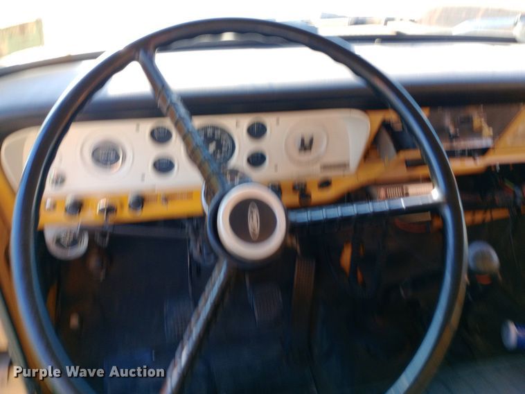 image for item DP1261 1972 Ford  750 fire truck