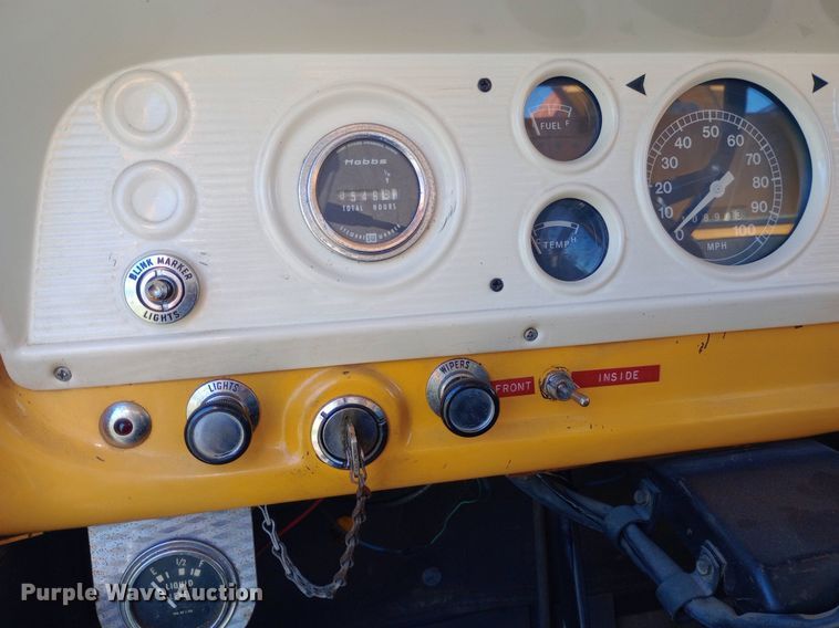 image for item DP1261 1972 Ford  750 fire truck