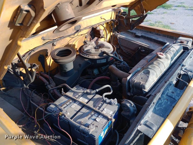 image for item DP1261 1972 Ford  750 fire truck