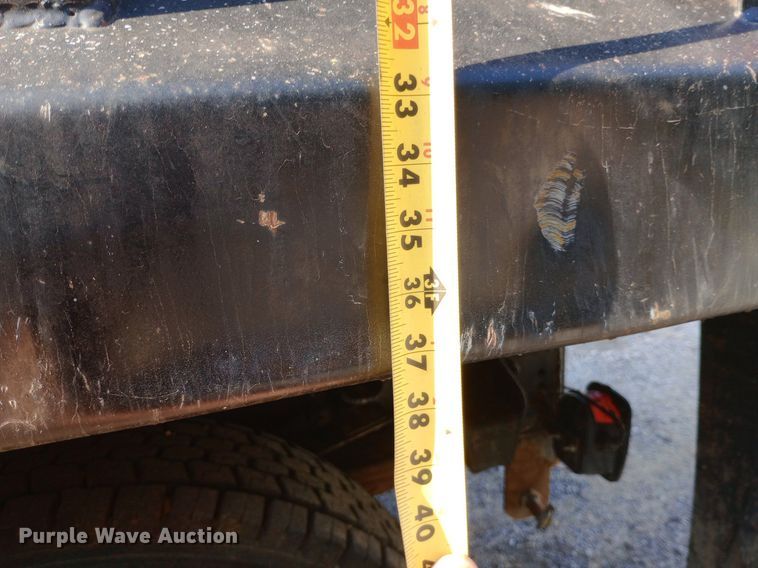 image for item DP1264 2001 Freightliner  FL80 dump truck