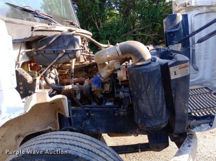 image for item DP1264 2001 Freightliner  FL80 dump truck