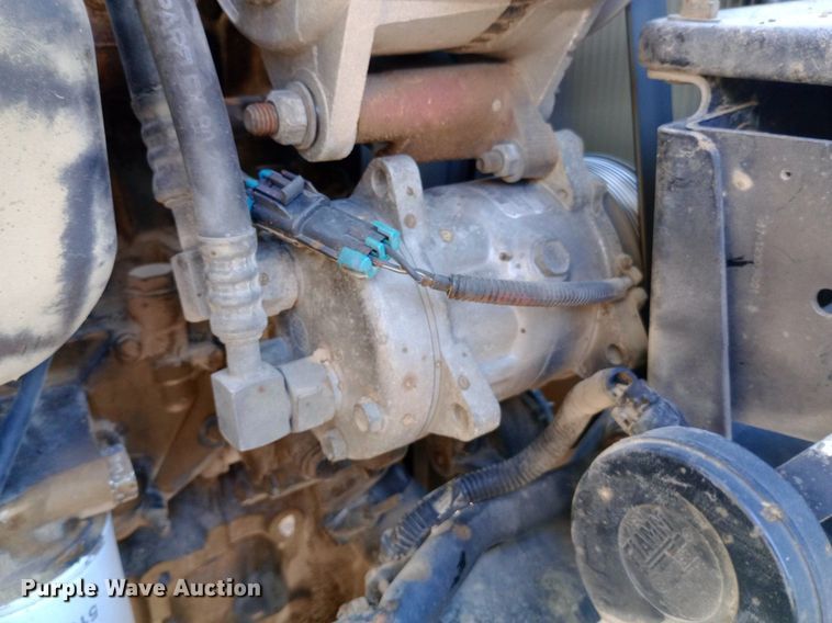 image for item DP1264 2001 Freightliner  FL80 dump truck