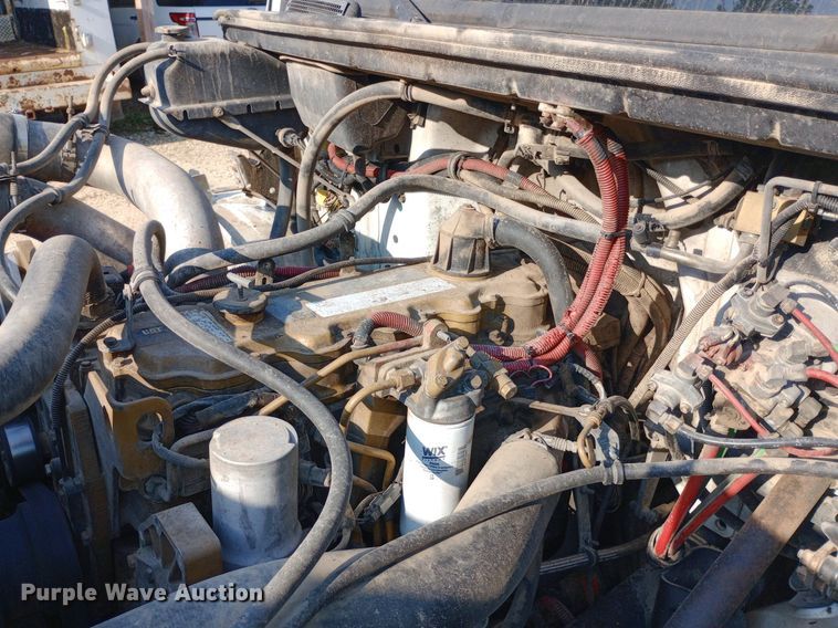 image for item DP1264 2001 Freightliner  FL80 dump truck