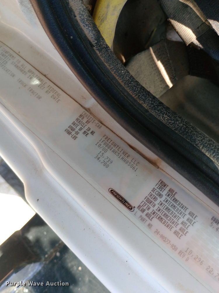 image for item DP1264 2001 Freightliner  FL80 dump truck