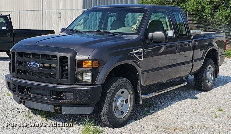 image for item DP6542 2008 Ford F250 Super Duty XL SuperCab pickup truck