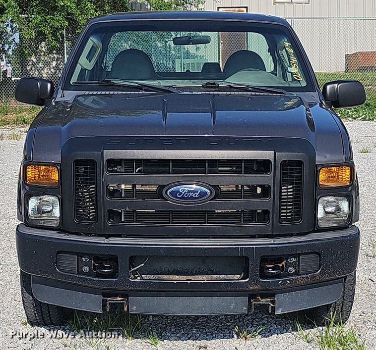 image for item DP6542 2008 Ford F250 Super Duty XL SuperCab pickup truck
