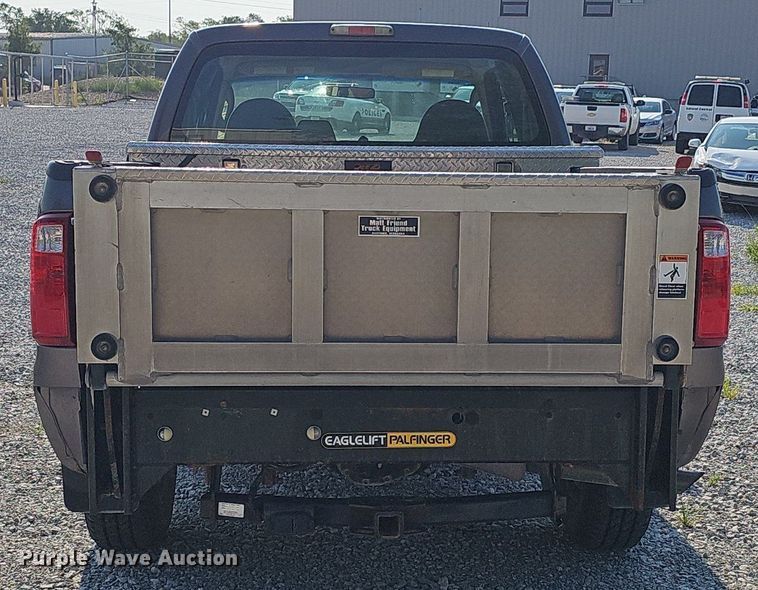 image for item DP6542 2008 Ford F250 Super Duty XL SuperCab pickup truck