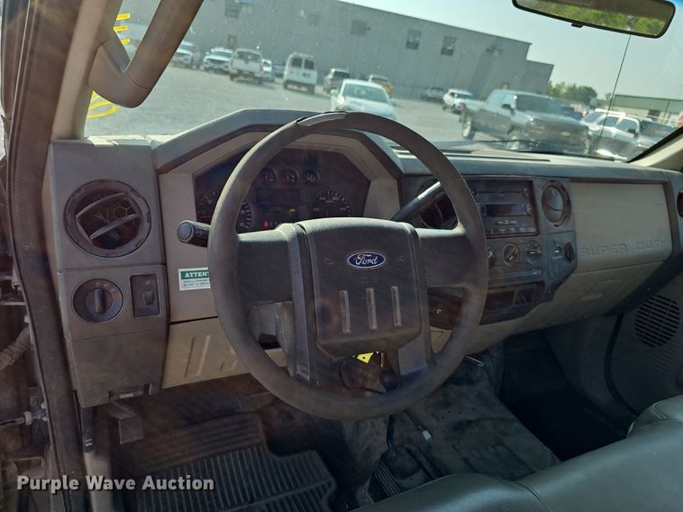 image for item DP6542 2008 Ford F250 Super Duty XL SuperCab pickup truck