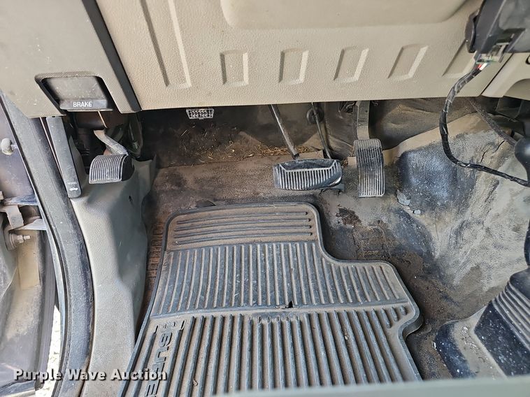 image for item DP6542 2008 Ford F250 Super Duty XL SuperCab pickup truck