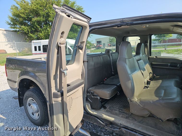 image for item DP6542 2008 Ford F250 Super Duty XL SuperCab pickup truck