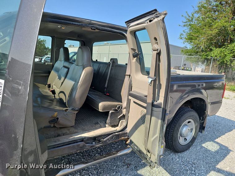 image for item DP6542 2008 Ford F250 Super Duty XL SuperCab pickup truck