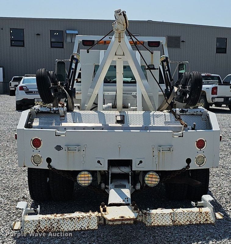 image for item DP6543 1997 Chevrolet 3500HD tow truck