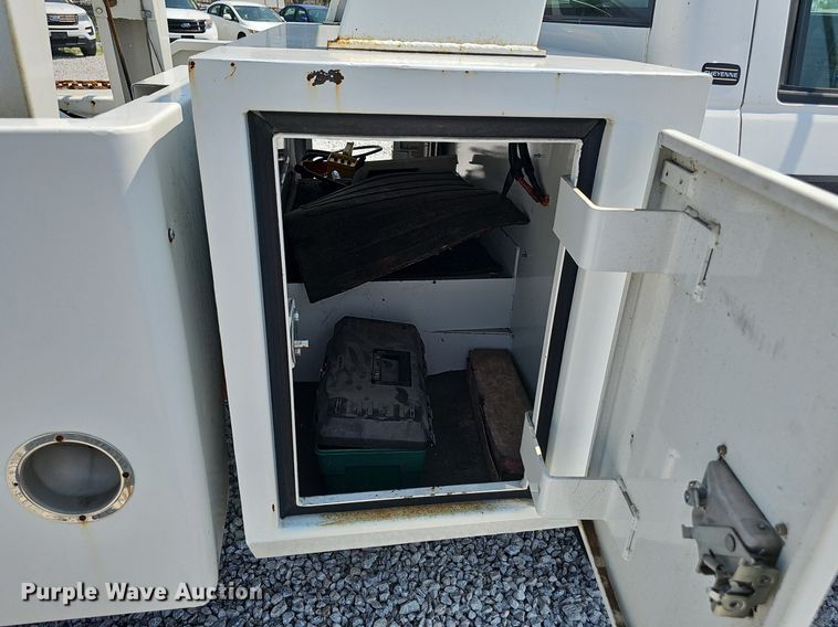 image for item DP6543 1997 Chevrolet 3500HD tow truck