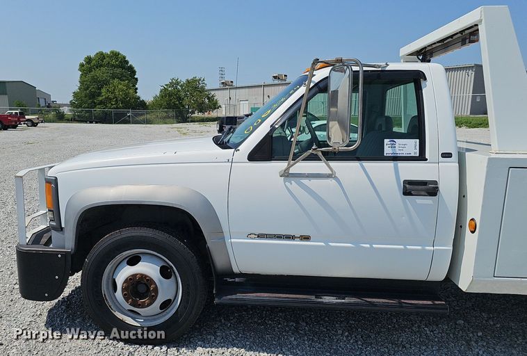 image for item DP6543 1997 Chevrolet 3500HD tow truck