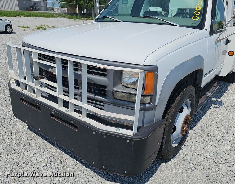 image for item DP6543 1997 Chevrolet 3500HD tow truck