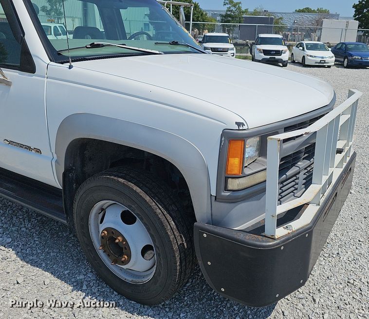 image for item DP6543 1997 Chevrolet 3500HD tow truck