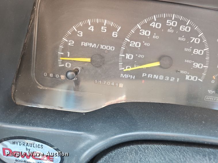 image for item DP6543 1997 Chevrolet 3500HD tow truck