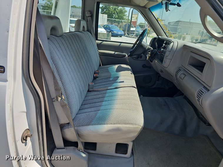 image for item DP6543 1997 Chevrolet 3500HD tow truck