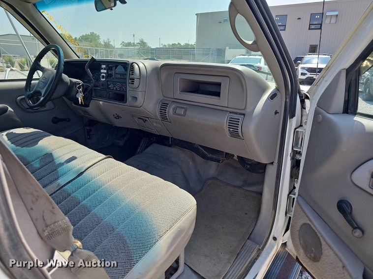 image for item DP6543 1997 Chevrolet 3500HD tow truck