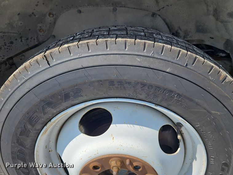 image for item DP6543 1997 Chevrolet 3500HD tow truck