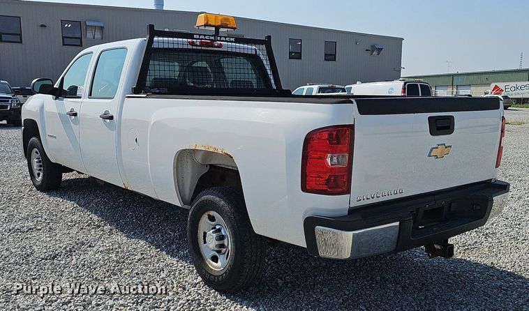 image for item DP6544 2010 Chevrolet Silverado 2500HD Crew Cab pickup truck