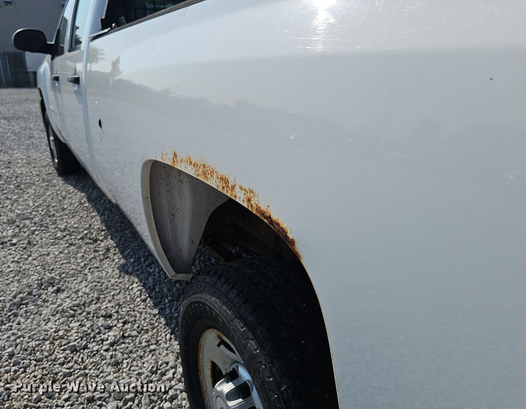 image for item DP6544 2010 Chevrolet Silverado 2500HD Crew Cab pickup truck