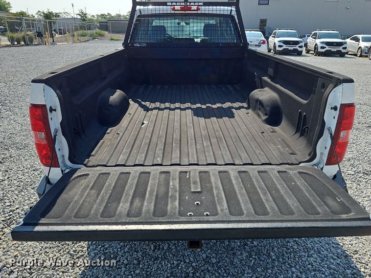 image for item DP6544 2010 Chevrolet Silverado 2500HD Crew Cab pickup truck
