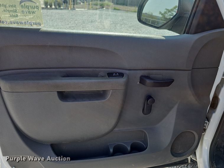 image for item DP6544 2010 Chevrolet Silverado 2500HD Crew Cab pickup truck