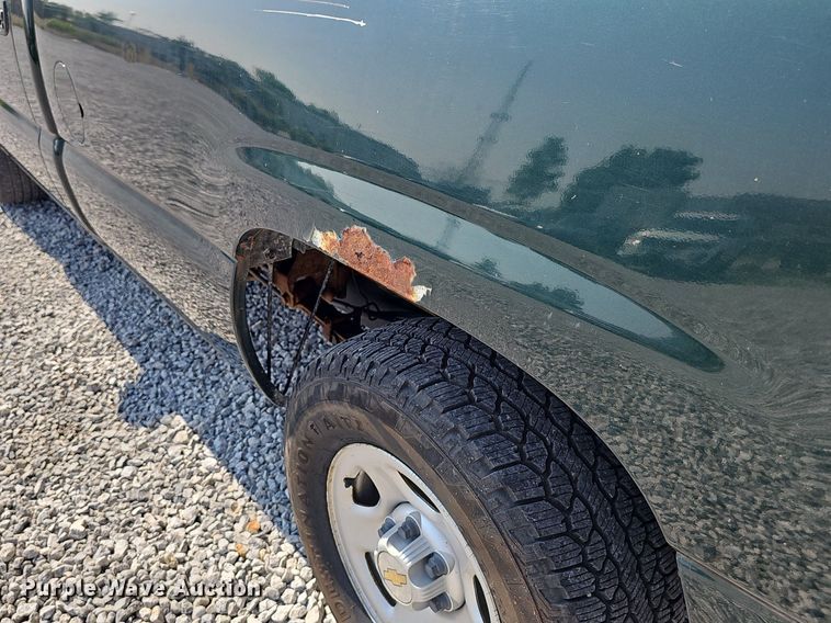 image for item DP6547 2004 Chevrolet Silverado 1500 pickup truck