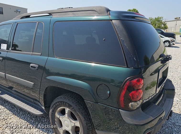 image for item DP6551 2004 Chevrolet Trailblazer SUV