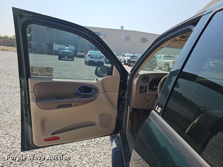 image for item DP6551 2004 Chevrolet Trailblazer SUV