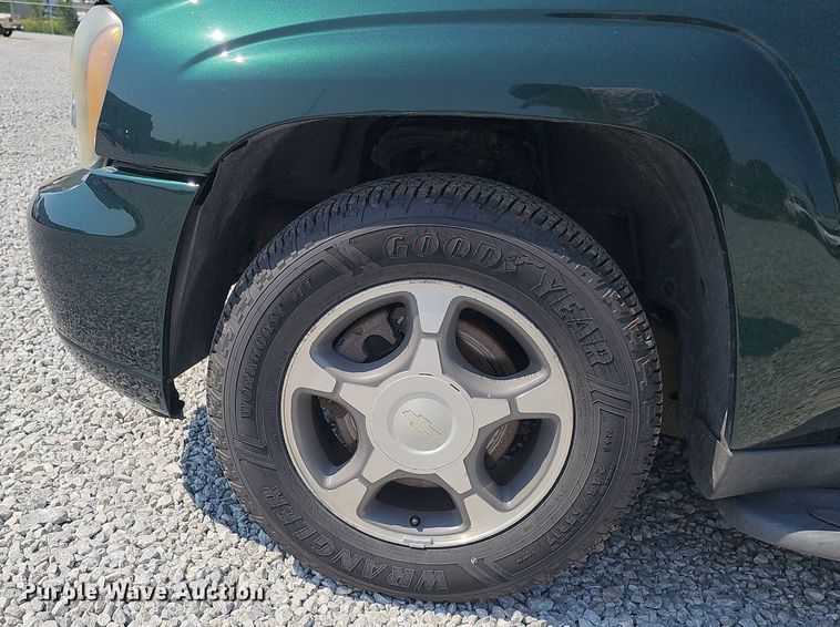 image for item DP6551 2004 Chevrolet Trailblazer SUV