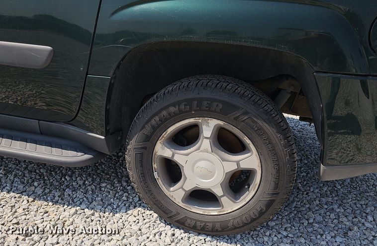 image for item DP6551 2004 Chevrolet Trailblazer SUV
