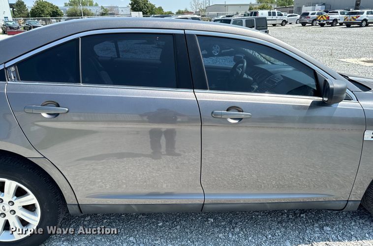 image for item DP6552 2011 Ford Taurus 