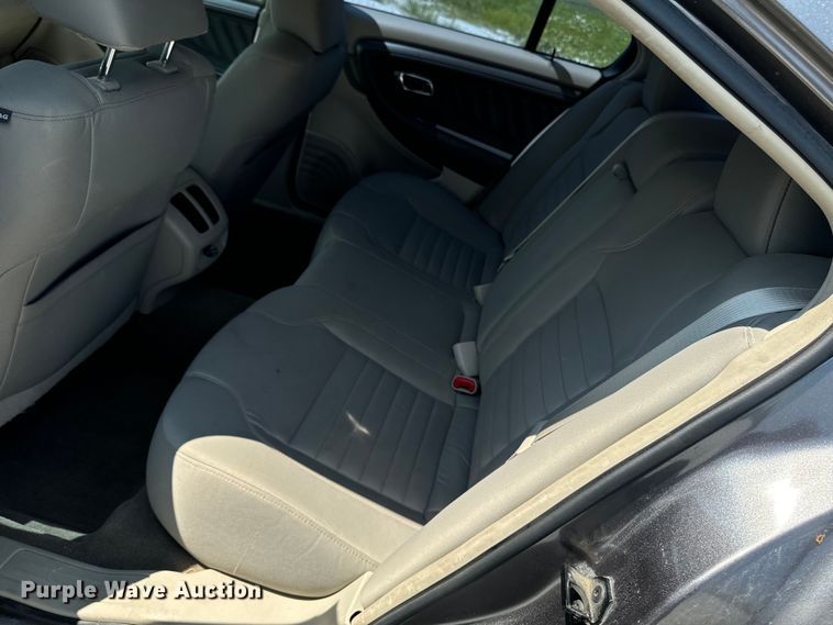 image for item DP6552 2011 Ford Taurus 