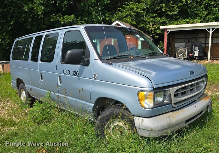 image for item DQ4382 1999 Ford E150 XL van