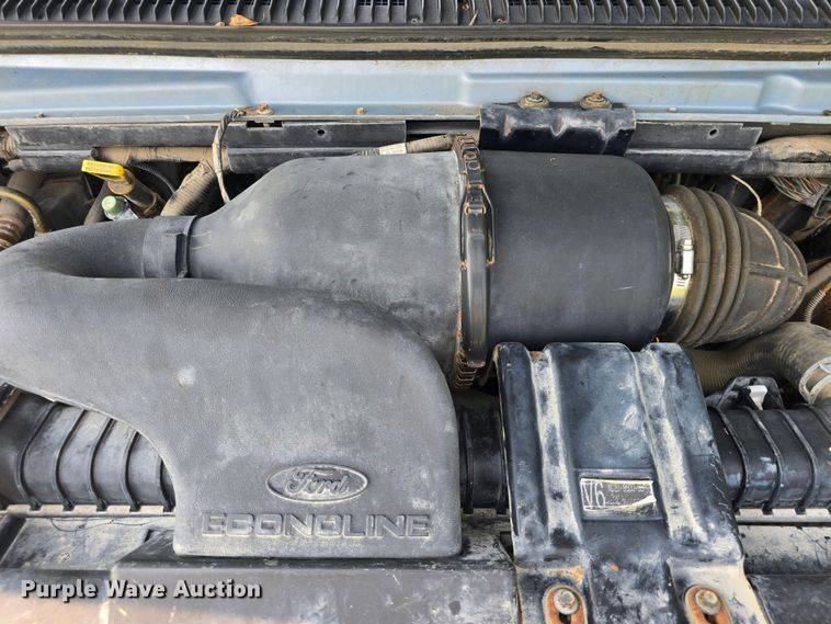 image for item DQ4382 1999 Ford E150 XL van