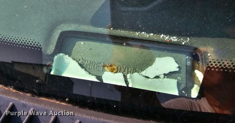 image for item DQ4382 1999 Ford E150 XL van