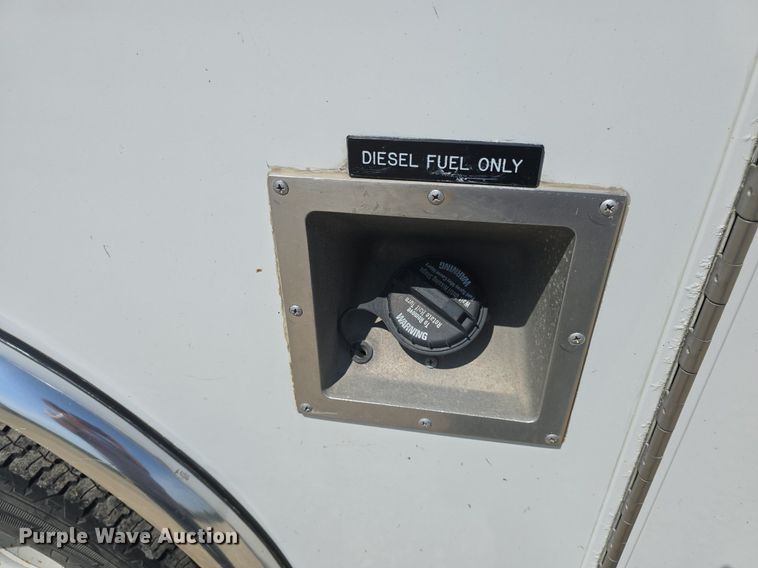 image for item DQ4442 1997 Ford E450 ambulance