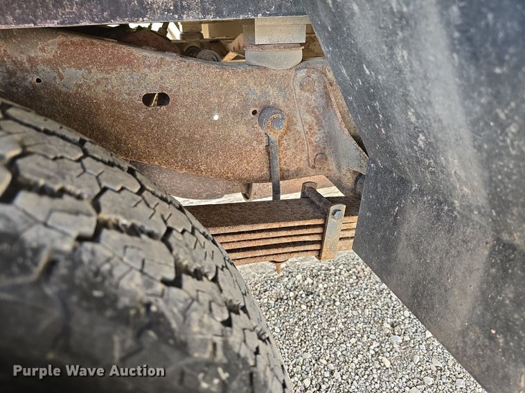 image for item DQ4442 1997 Ford E450 ambulance