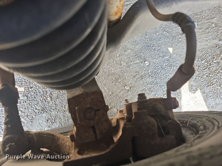 image for item DQ4442 1997 Ford E450 ambulance