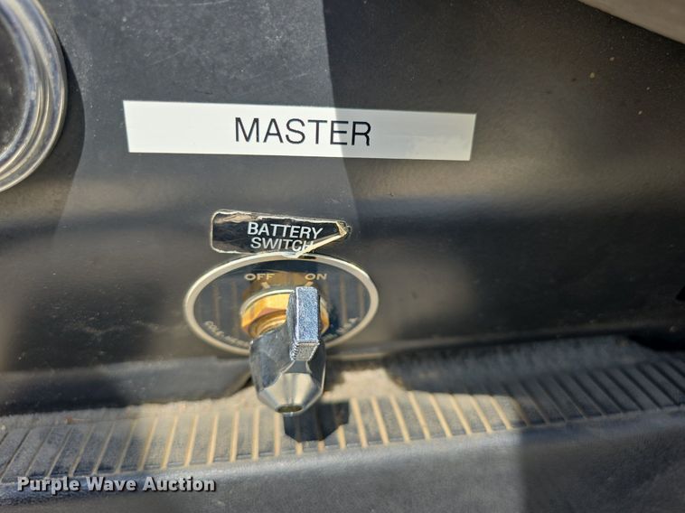 image for item DQ4442 1997 Ford E450 ambulance