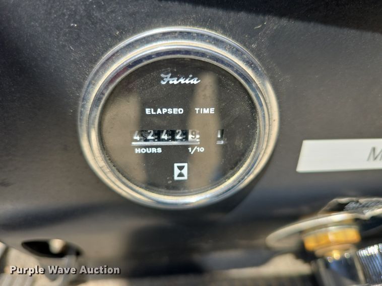 image for item DQ4442 1997 Ford E450 ambulance